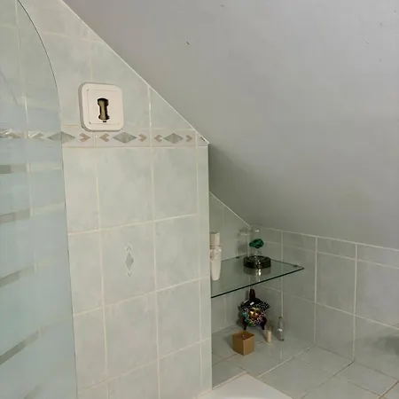 Le Cocon En Duplex Avec Parking Apartment